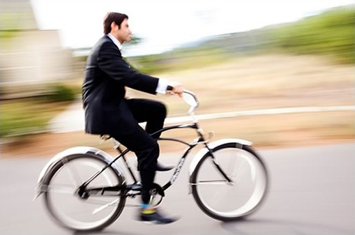 groom on bike