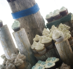 wedding cupcake display