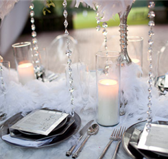 white-feather-linen-hydrangea-ribbon-tree_details_2245232jpg