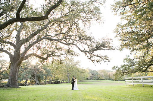 A Real Texas Outdoor Wedding