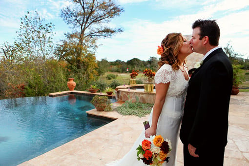 Clink austin texas, Clink wedding, Austin Texas wedding, Austin wedding photographer, Jessica Monnich Photography, bride and groom kissing on wedding day by pool