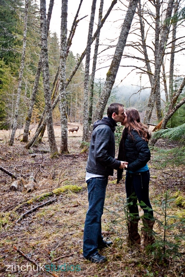 Valentin + Julia: A very snowy engagement! | Zinchuk Studios