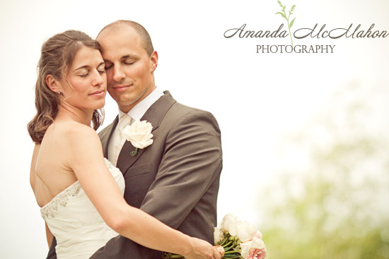 Orlando Photographer::: Peek at April 25th's wedding...come rain or shine!