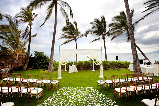 Tropical Hawaiian Wedding