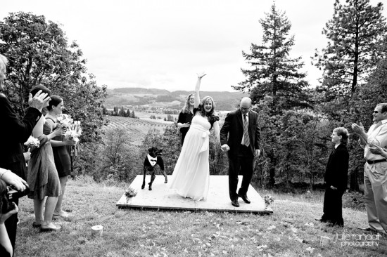 Relaxed and Casual Hood River Wedding