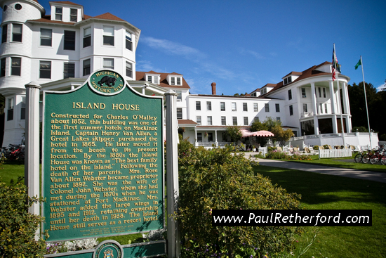 Mackinac Island Wedding | Island House Hotel Porch