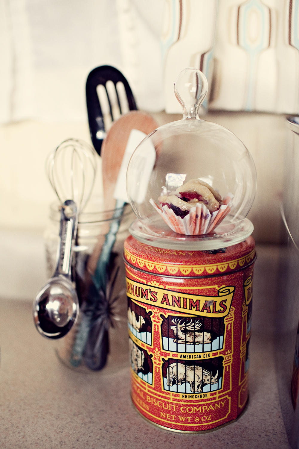 1960s-mad-men-theme-wedding