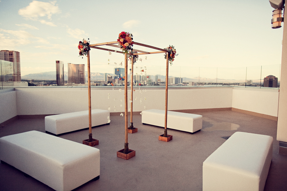 1960s-mad-men-theme-wedding