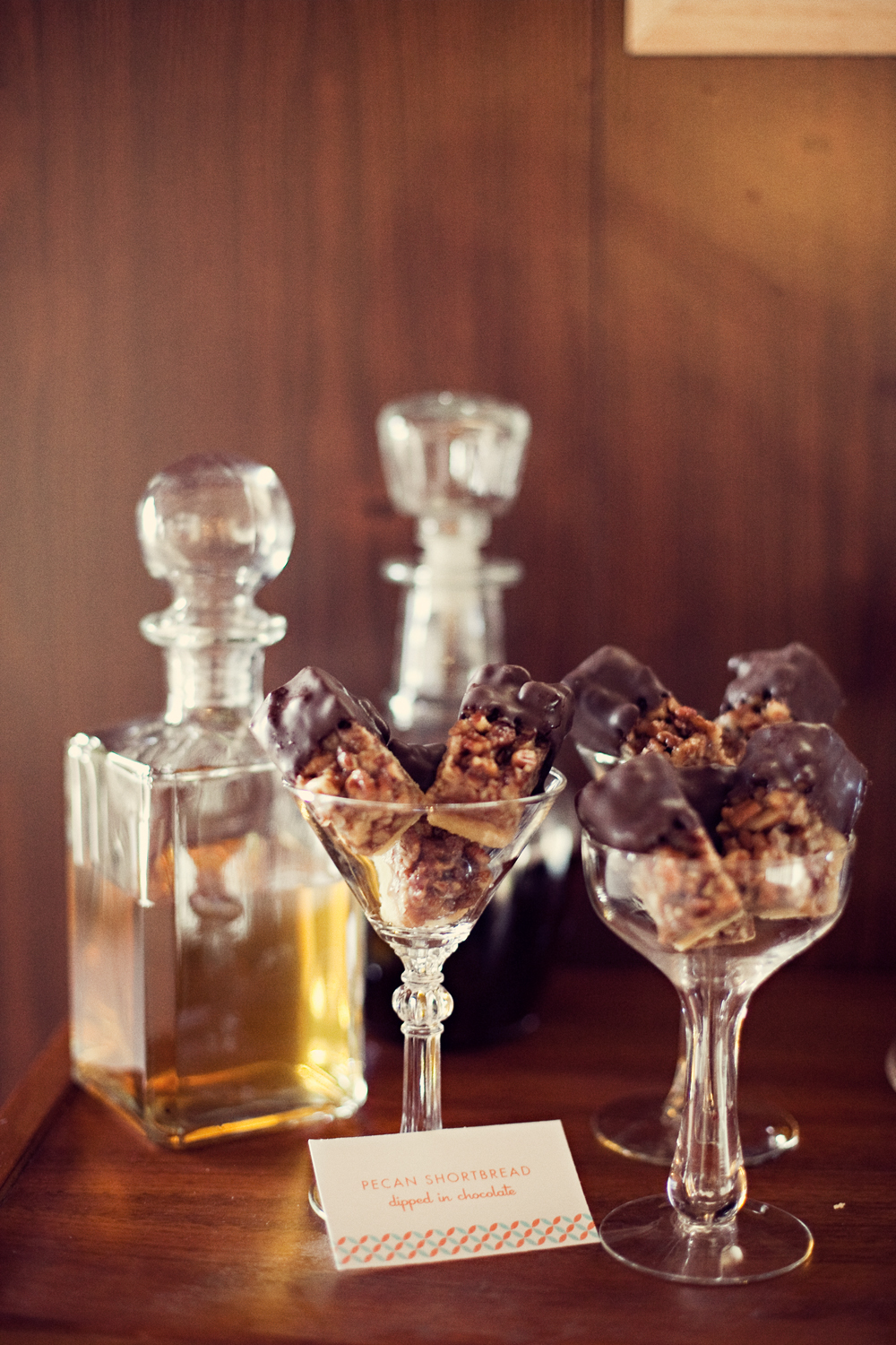 1960s-mad-men-theme-wedding