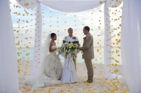 Cayman Islands Real Wedding ::  Rachelle and Justin