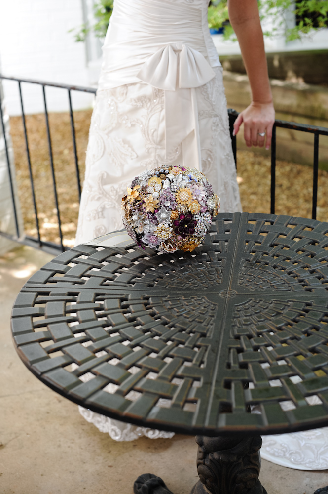 elegant-purple-wedding-ideas