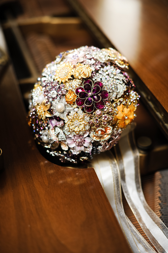 elegant-purple-wedding-ideas