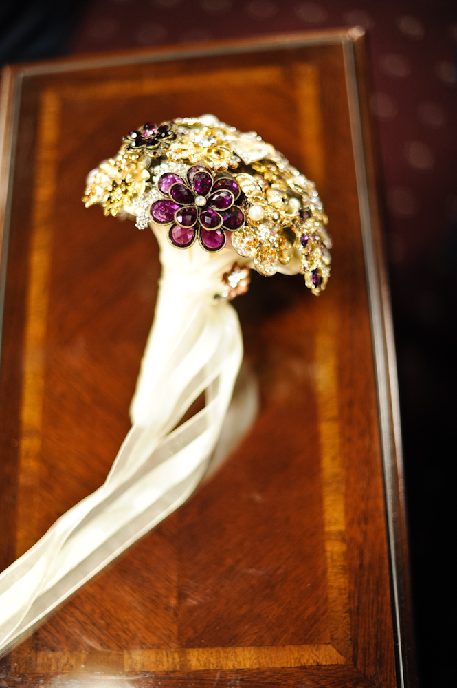 elegant-purple-wedding-ideas