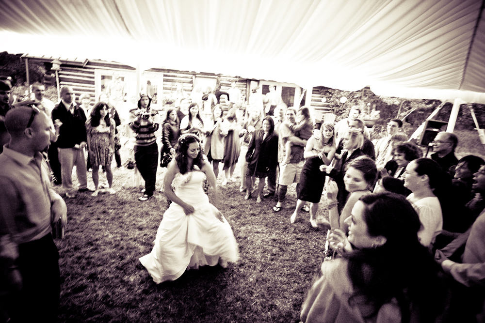 hawaiian-themed-wedding-ideas