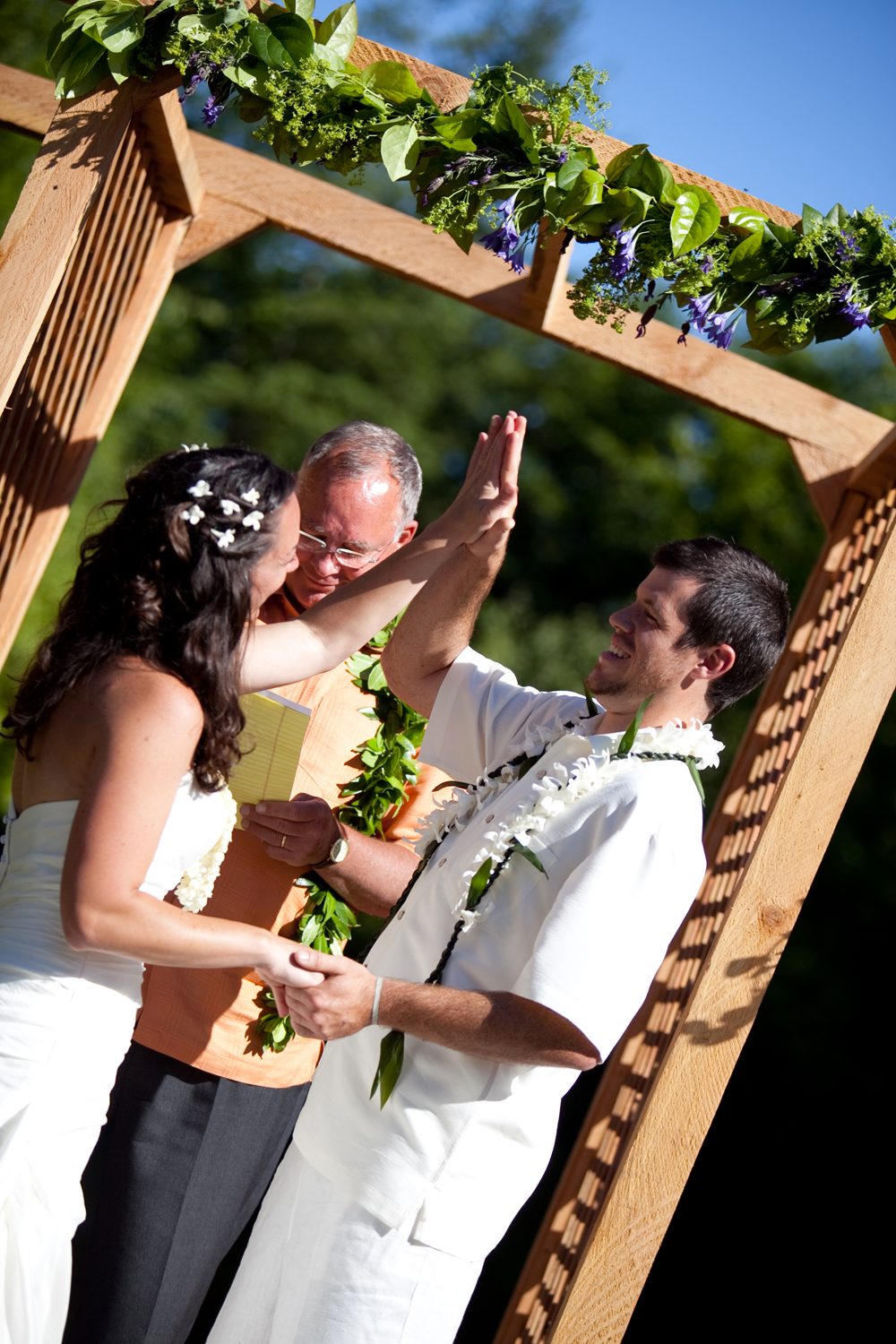 hawaiian-themed-wedding-ideas