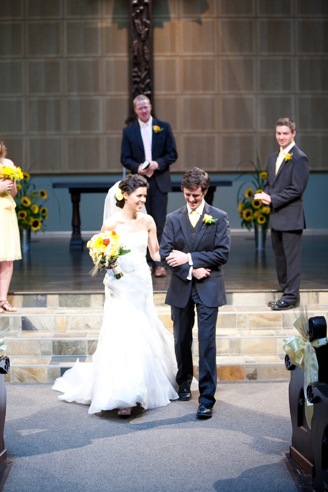michigan-barn-yard-wedding