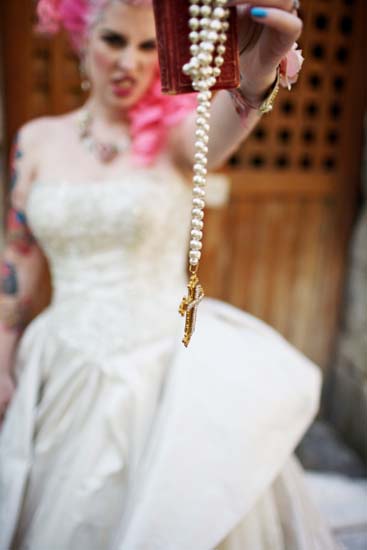 rock-n-roll-bride-as-marie-antoinette