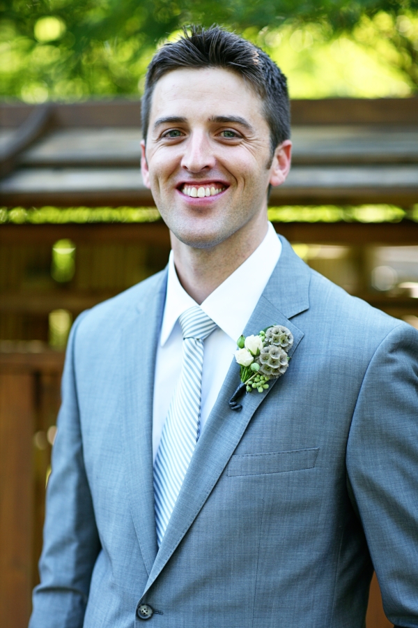yellow-and-gray-new-york-wedding