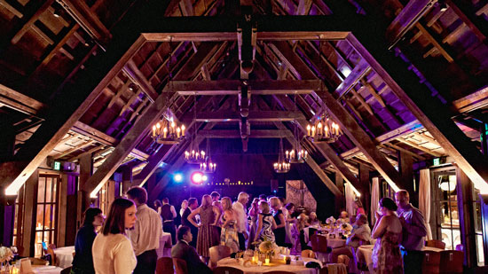 budget-friendly-canada-wedding