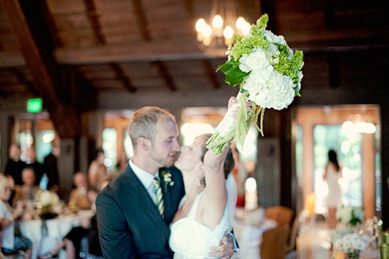 budget-friendly-canada-wedding