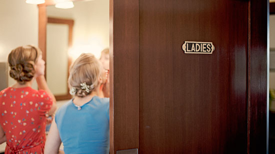 budget-friendly-canada-wedding