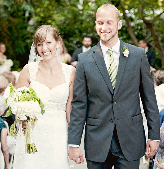 budget-friendly-canada-wedding