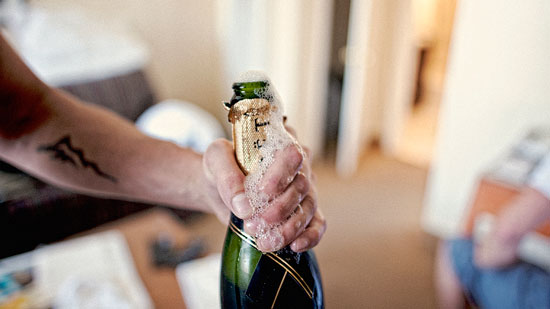 budget-friendly-canada-wedding