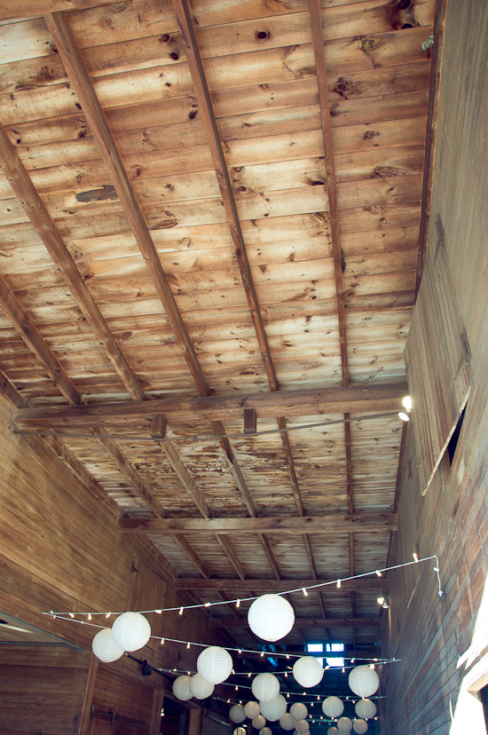 classic-maine-farmhouse-wedding-by