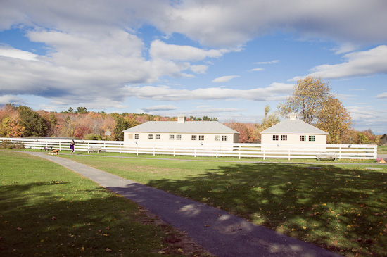 classic-maine-farmhouse-wedding-by