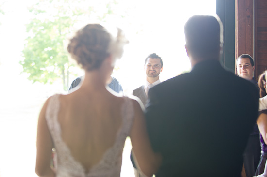 classic-maine-farmhouse-wedding-by