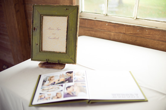 classic-maine-farmhouse-wedding-by