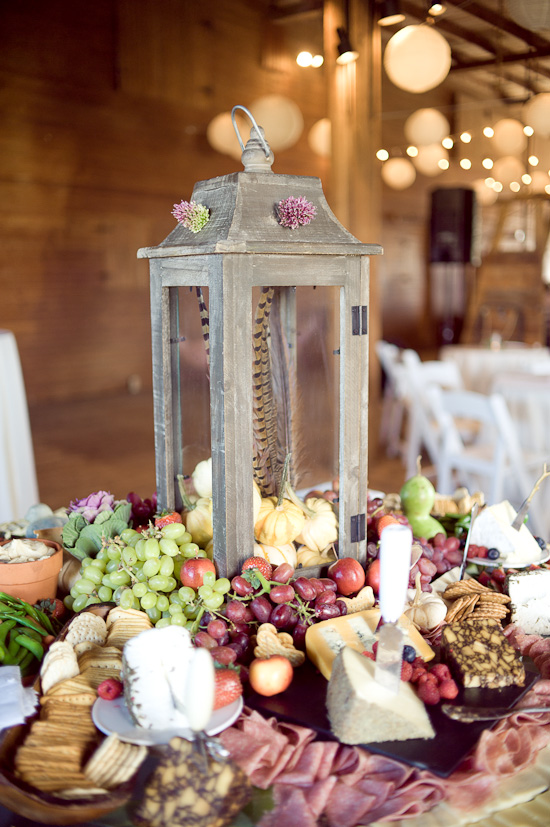 classic-maine-farmhouse-wedding-by