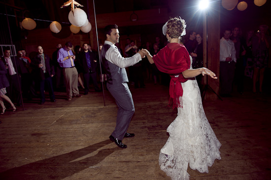 classic-maine-farmhouse-wedding-by