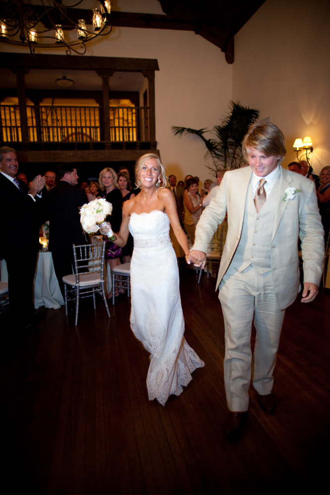 elegant-peach-wedding-ideas