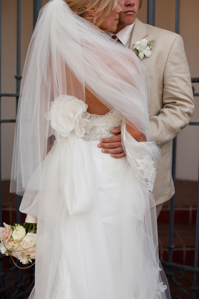 elegant-peach-wedding-ideas