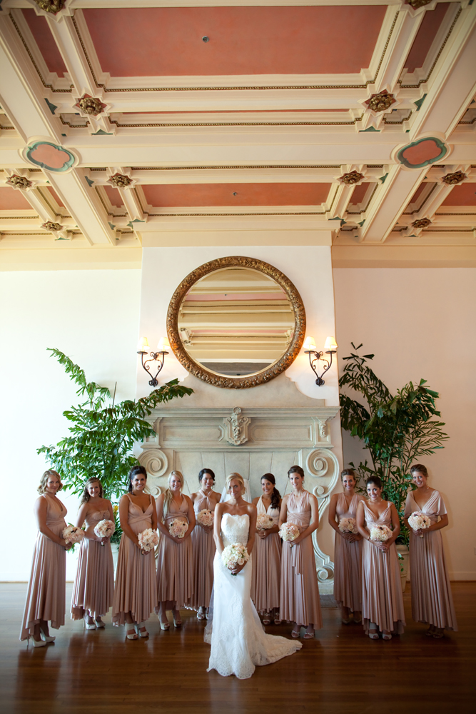 elegant-peach-wedding-ideas