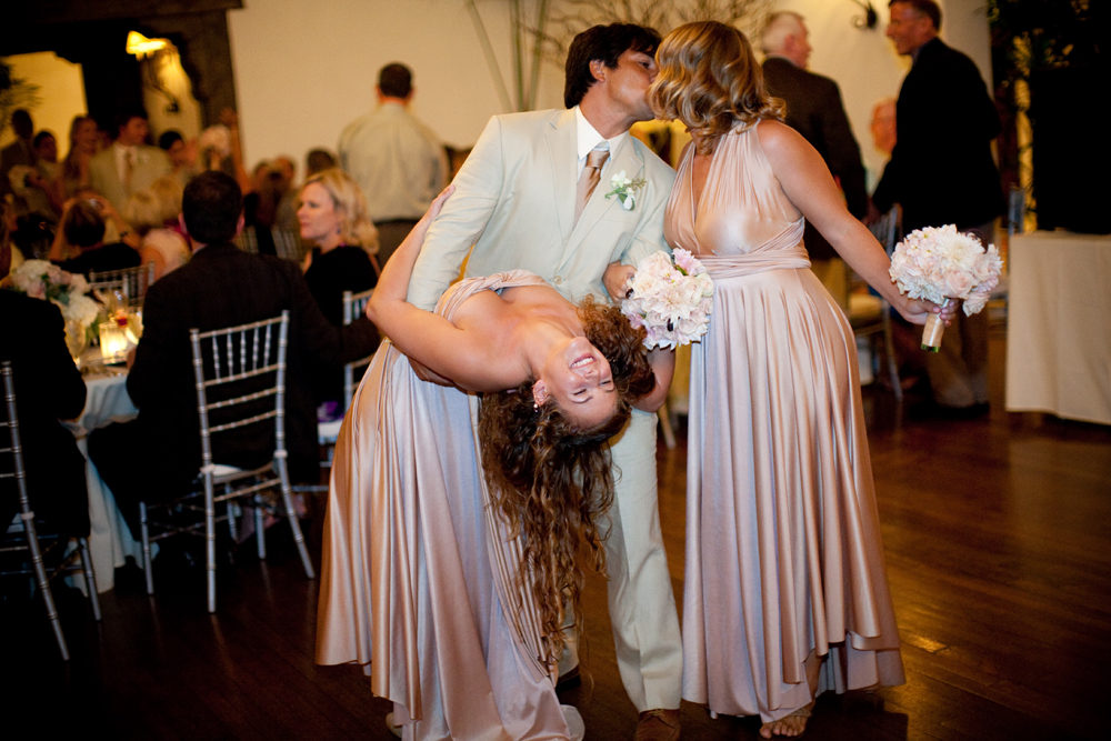 elegant-peach-wedding-ideas