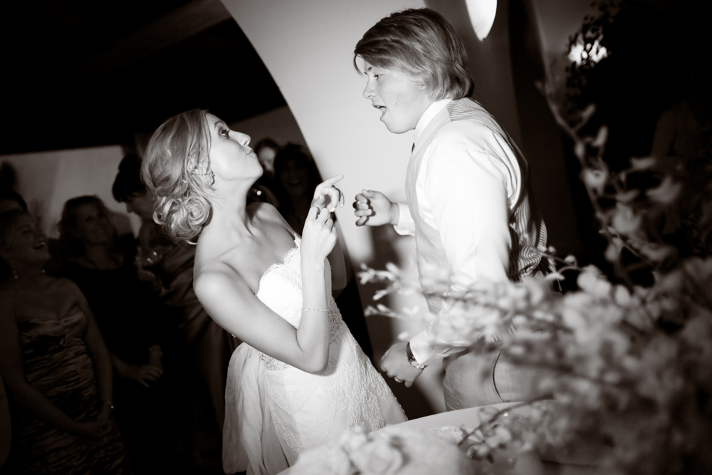 elegant-peach-wedding-ideas