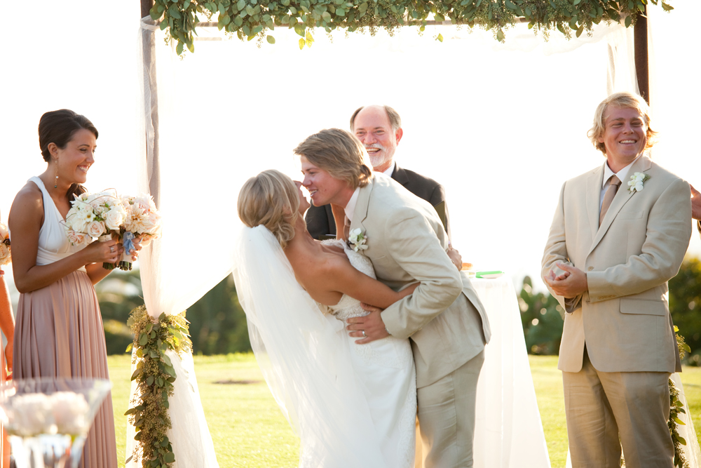 elegant-peach-wedding-ideas