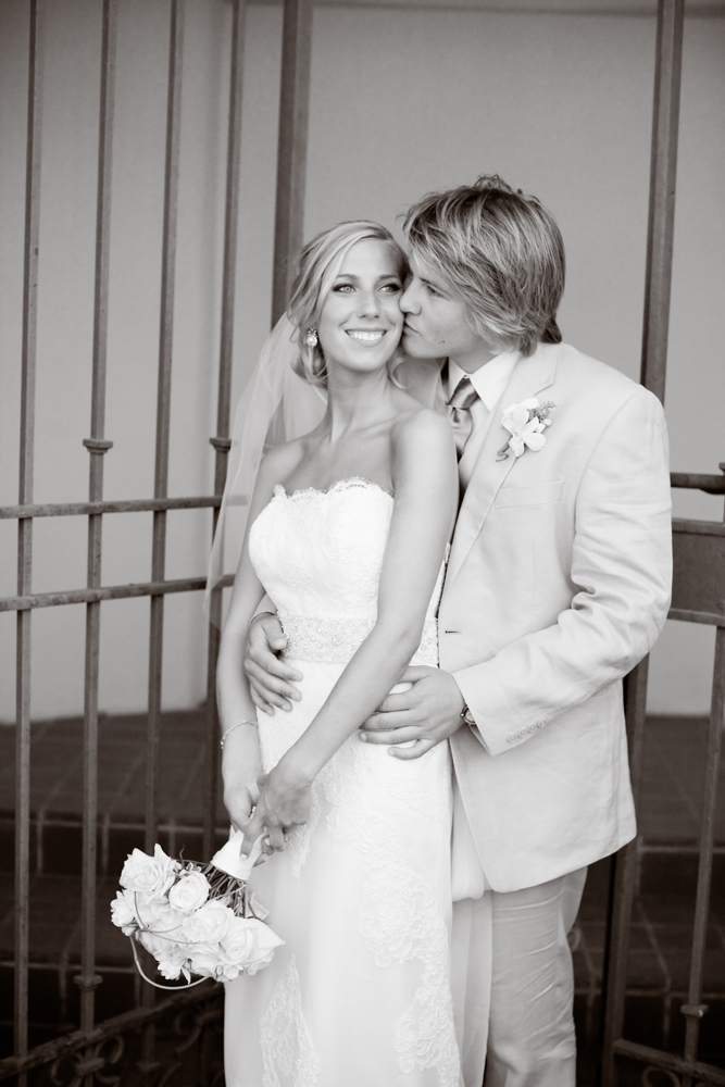 elegant-peach-wedding-ideas