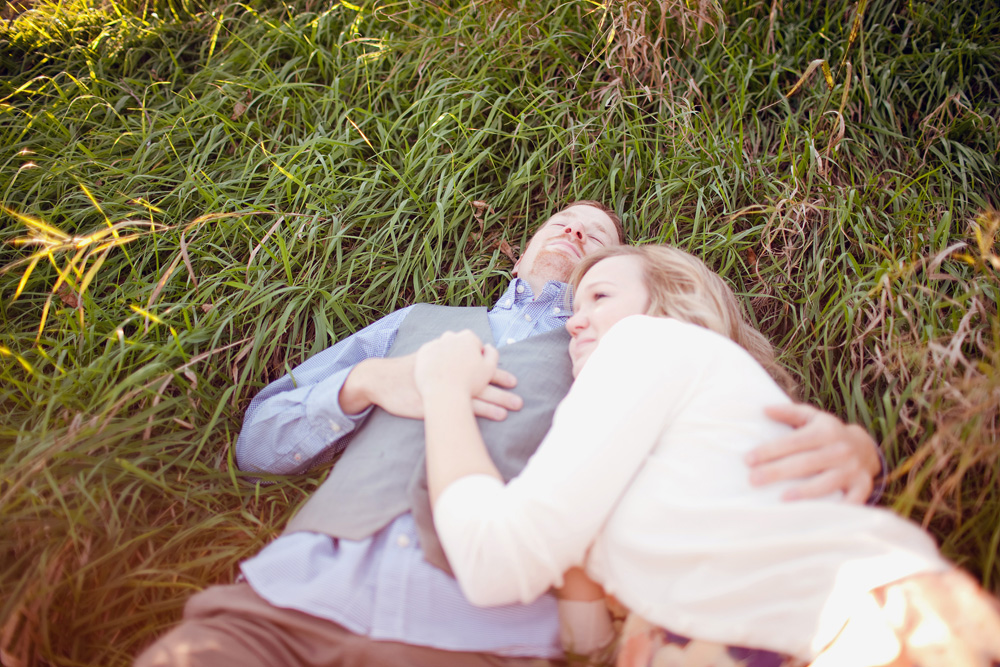 fall-tandem-bike-engagement-session