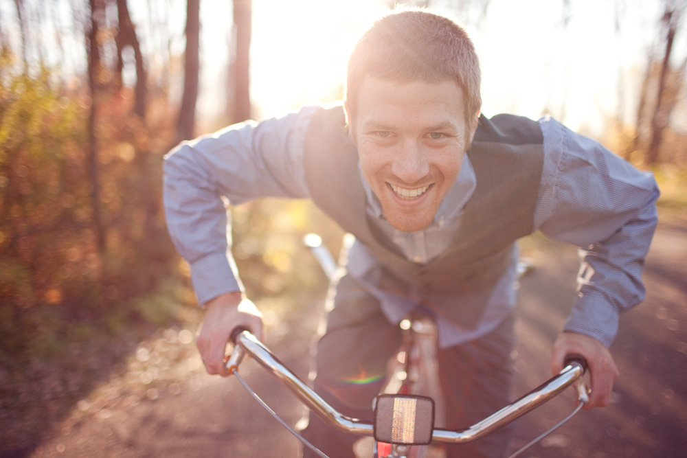 fall-tandem-bike-engagement-session