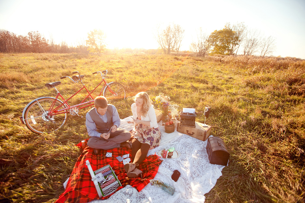 fall-tandem-bike-engagement-session