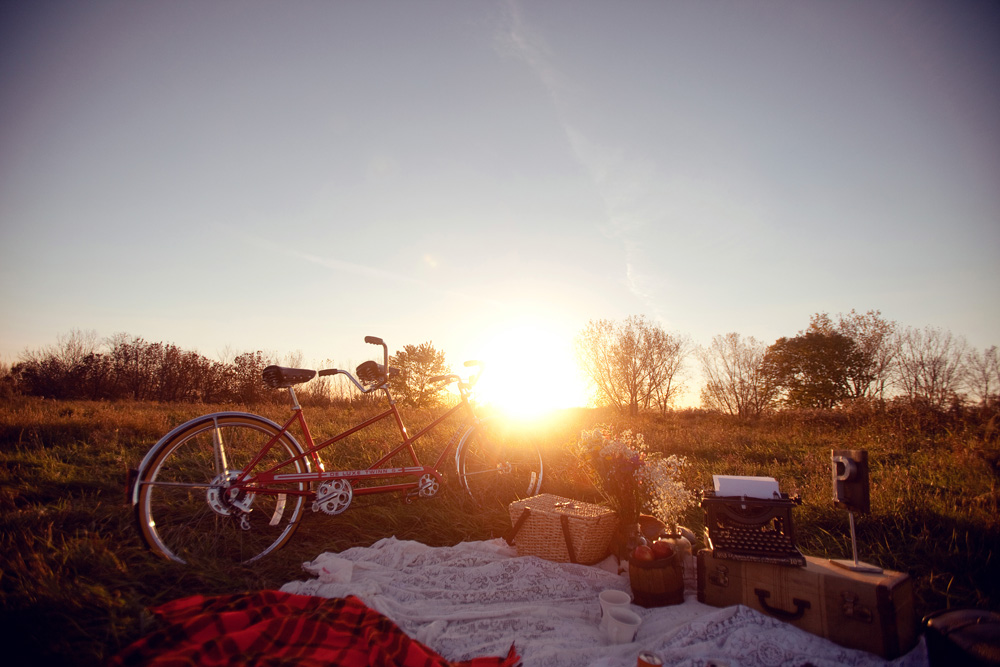 fall-tandem-bike-engagement-session