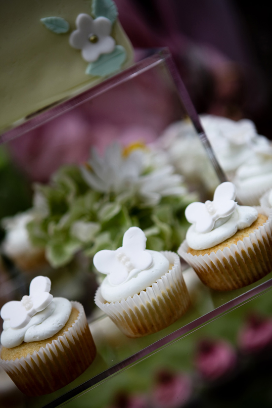 sunshine-yellow-wedding-in-lake-tahoe