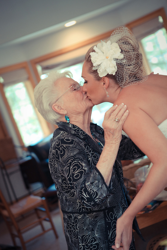 sunshine-yellow-wedding-in-lake-tahoe
