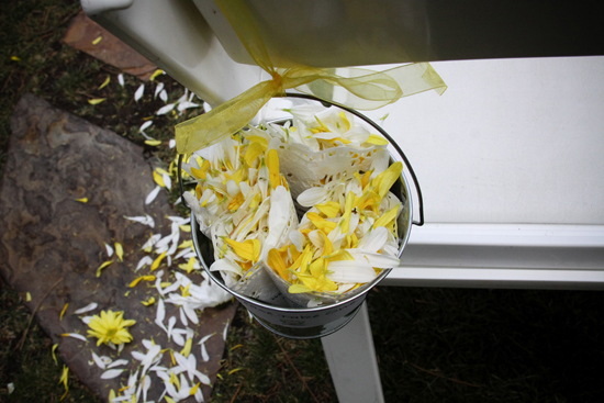 sunshine-yellow-wedding-in-lake-tahoe
