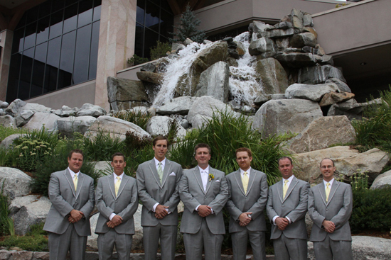 sunshine-yellow-wedding-in-lake-tahoe