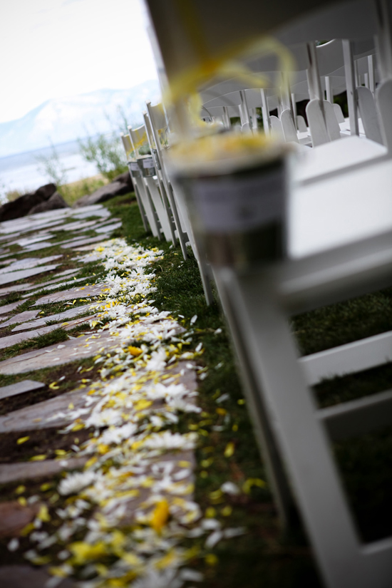 sunshine-yellow-wedding-in-lake-tahoe