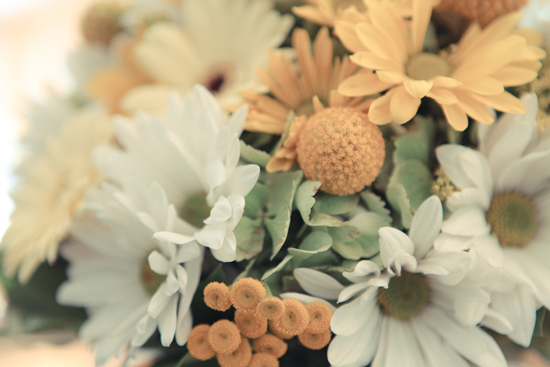 sunshine-yellow-wedding-in-lake-tahoe